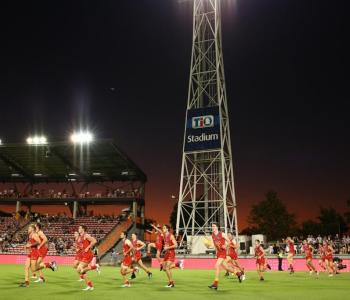 GC SUNS on the field at Darwin's TIO Stadium