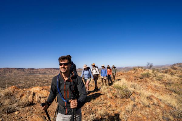larapinta trekking